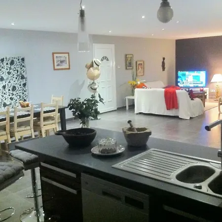 Villa Modern Near River In Vagnas