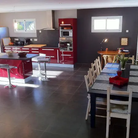 Villa Modern Near River In Vagnas